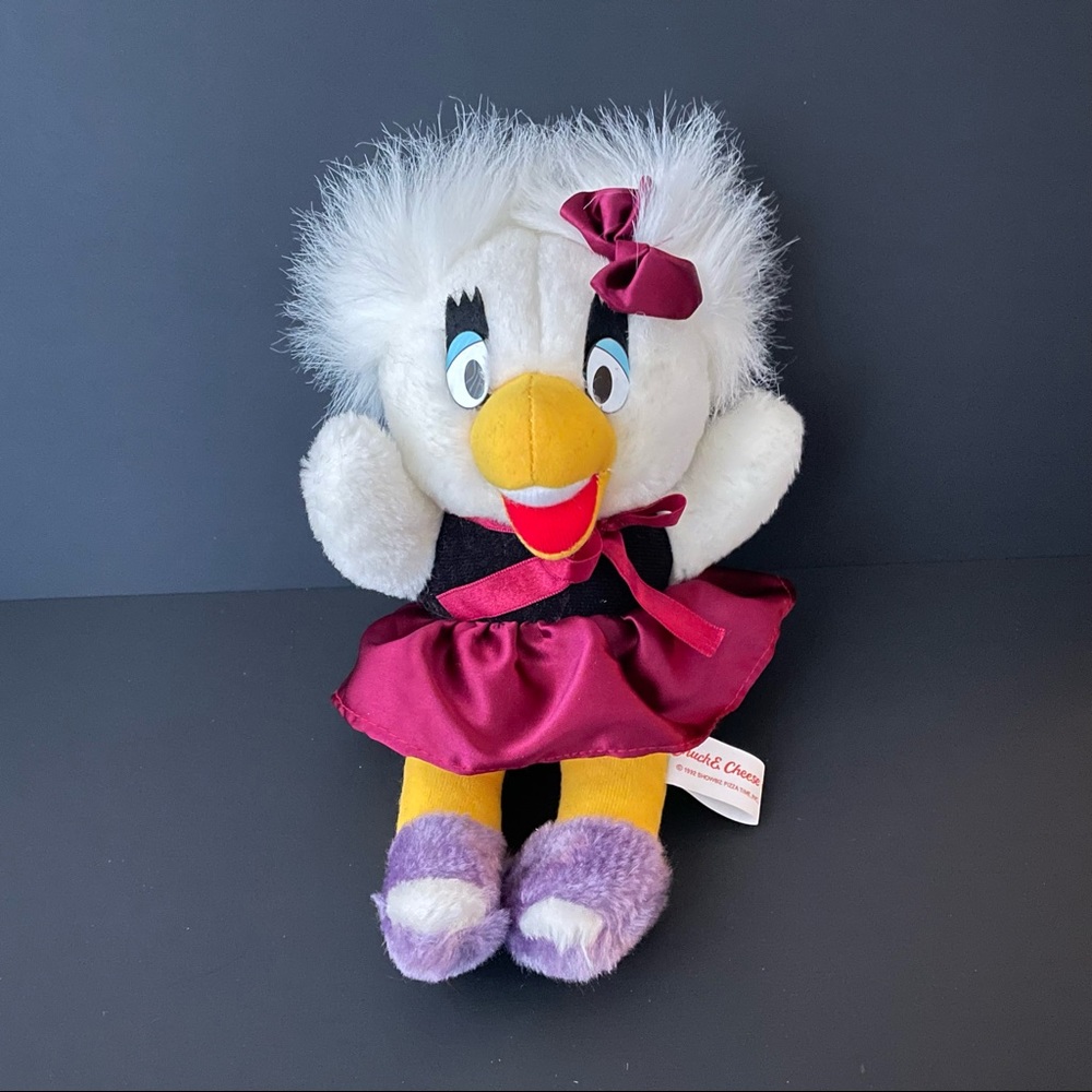 Vintage 1992 Chuck E Cheeses Helen Henny Plush Stuffed Toy 9”